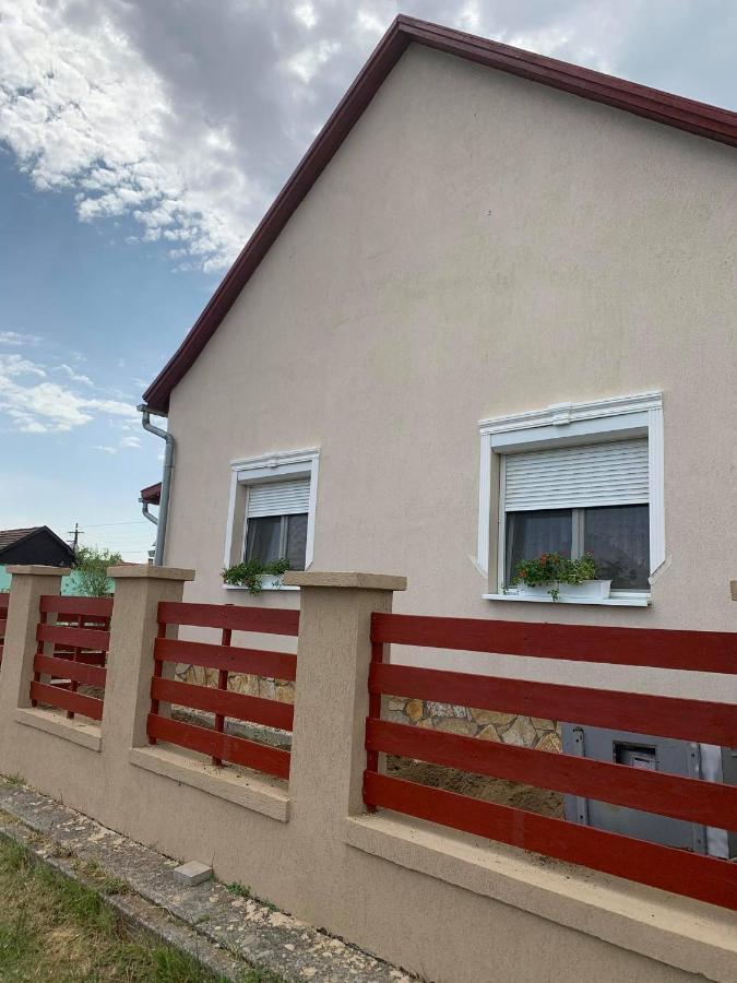 Apartmán Magic Vendeghaz Abádszalók Exteriér fotografie